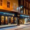 Отель The Golden Lion Wetherspoon, фото 1