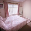 Отель Entire 3-bedroom Home in Oldham - Guest House, фото 29