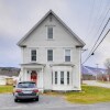 Отель Ludlow Townhome: 3 Mi to Okemo Mountain!, фото 1