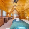 Отель Custom Built Cabin w/ Hot Tub SHR #33 by Bear Valley Vacation Rentals, фото 5