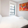Отель Boston Back Bay Brand New Condo Sleeps 8, фото 2