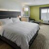 Отель Holiday Inn Express & Suites Kelowna - East, an IHG Hotel, фото 34