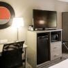 Отель Quality Inn & Suites, фото 43