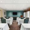 Отель Hampton Inn & Suites Newport News (Oyster Point), фото 18