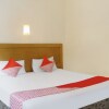Отель OYO 91878 Cherry Red Hotel, фото 15
