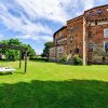 Отель Heritage Apartment In Sandigliano With Garden в Сандильяно