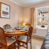 Отель Arcadia House - Lovely Apartment Close to Beaches Harbour and Town Centre, фото 8