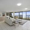 Отель Premiere Apartments -HR Surfers Paradise, фото 12