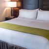 Отель Holiday Inn Exp Stes Spruce Gr, фото 6