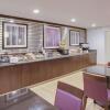 Отель La Quinta Inn & Suites by Wyndham Detroit Metro Airport, фото 21