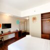 Отель Best Choice And Homey Studio At Gateway Park Lrt City Bekasi Apartment, фото 3