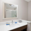 Отель Holiday Inn Express & Suites Ft Myers Beach-Sanibel Gateway, an IHG Hotel, фото 4