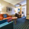 Отель Fairfield Inn & Suites Toledo North, фото 18