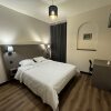 Отель Hôtel Royal Montreuil в Монтрёе