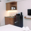 Отель Comfy And Strategic Studio Apartment At Bassura City, фото 7