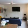 Отель 2 Bedroom Nestled between Battersea & Clapham, фото 11