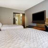 Отель Tru By Hilton Cincinnati Airport South Florence, фото 21