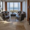 Отель Sea Views 6people Apartment in Egmond aan Zee Crab, фото 7