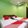 Отель OYO 90098 Goa Inn Hotel, фото 12