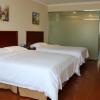 Отель GreenTree Inn HeNan LuoYang WangCheng Square Business Hotel в Лояне