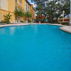 Отель La Quinta Inn and Suites USF - Busch Gardens, фото 15
