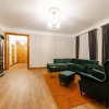 Отель Gourmet Storie's AP 68sqm Renovated Free parking, фото 1