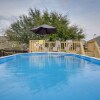 Отель San Antonio Home w/ Hot Tub - 1 Mi to Seaworld, фото 13