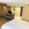 Отель Holiday Inn & Suites Chicago-Carol Stream (Wheaton), фото 35