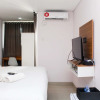 Отель Comfortable And Simply Studio Room At Enviro Apartment, фото 2