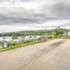 Отель Newfound Lake Studio: Bbq, Fire Pit & Beach Access, фото 10