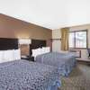 Отель Days Inn & Suites by Wyndham Waterloo, фото 13