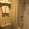 Отель Quality Inn & Suites Worcester MA в Вустере