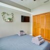 Отель Gorgeous Tampa Home: Lanai + Private Pool!, фото 6