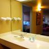 Отель Hampton Inn & Suites Flagstaff, фото 9