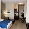 Отель Holiday Inn Express & Suites Sikeston Southwest, an IHG Hotel, фото 3