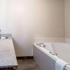 Отель Quality Inn Huron, фото 9