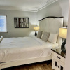 Отель Newly Renovated 102 2BD Condo with Riverview Balcony by RedAwning, фото 4