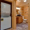 Отель Lovers' Hideaway, 1 Bedroom, Jetted Tub, Private, Pool Table, Sleeps 4, фото 5