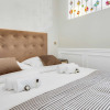 Отель Lovely Flat in Central Paris Near Notre-dame, фото 6