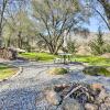 Отель Home w/ Backyard: Near Sequoia/kings Natl Parks!, фото 4