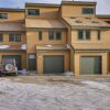 Отель Updated Townhome Near Main Street, 10 Mi to Breck!, фото 1