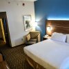 Отель Holiday Inn Express Hotel & Suites Concord, an IHG Hotel, фото 34