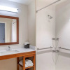 Отель Comfort Inn & Suites, фото 10