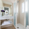 Отель Beautiful Reformed Apartment For 3 Pax Atico Velarde, фото 10
