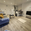 Отель Charming 1-bed Apartment in Huddersfield, фото 2