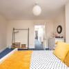 Отель Awesome 1 bed in Central Southsea, фото 2