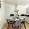 Отель Modern Apartment Near New Islington - Manchester, фото 11