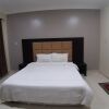 Отель OYO 427 Nujoom Al Sharqia 2, фото 15