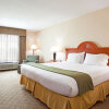 Отель Holiday Inn Express & Suites Lenoir City (Knoxville Area), фото 27