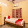 Отель OYO 17136 Hotel Chinmayee Inn, фото 16